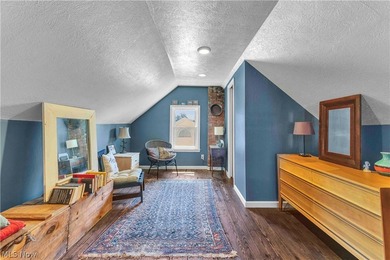 Welcome home to this charming 4-bedroom, 2 full bath Colonial - photo 28
