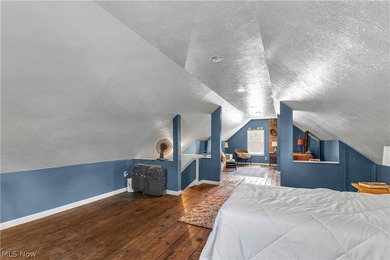 Welcome home to this charming 4-bedroom, 2 full bath Colonial - photo 30