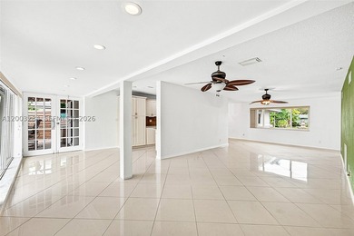 Welcome to waterfront living in the sought-after Jenada Isles - photo 10