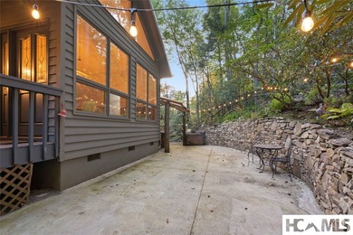 Welcome to 18 Horsepasture River Court, a charming 3-bedroom - photo 10