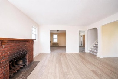 Welcome to 155 Keiber Court, Staten Island, NY 10314-a detached - photo 3