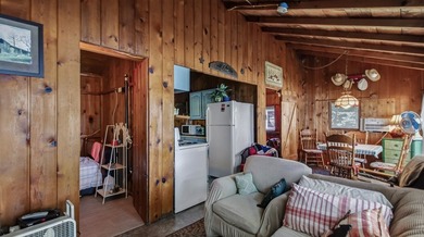 Owned and cherished by the same family for the past 53 years - photo 4