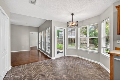 Cozy Home located on a sizable corner lot of Orange Grove in - photo 13