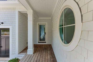 Introducing an extraordinary new waterfront estate on - photo 4