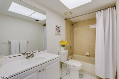 TURNKEY CONDO WATERFRONT LIVING WITH GULF ACCESS. This updated 2 - photo 14