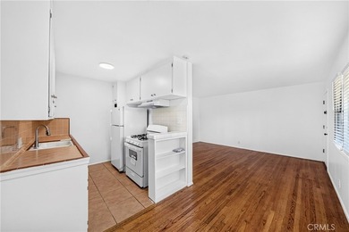 Welcome to 728 Cedar Ave #10, the only unit currently available - photo 14