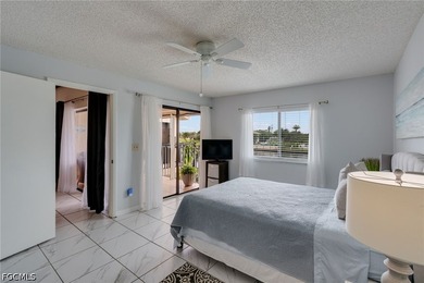 TURNKEY CONDO WATERFRONT LIVING WITH GULF ACCESS. This updated 2 - photo 17