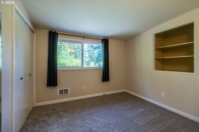 Spacious country living just minutes from town! Set on 2+ - photo 19