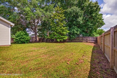 Cozy Home located on a sizable corner lot of Orange Grove in - photo 26