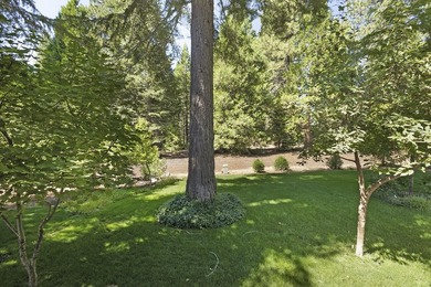Welcome to your dream home, a perfect blend of elegance and - photo 38