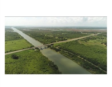 Victoria BARGE CANAL FRONTAGE! New SH 35 Bridge planned with - photo 3