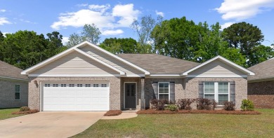 Lake Home Sale Pending in Dothan, Alabama