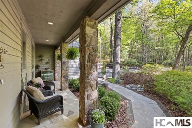 Charming Burlingame home with a brand-new roof, just a short - photo 6