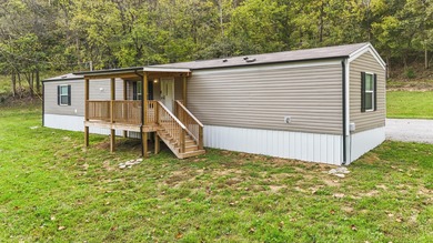 (private lake, pond, creek) Home For Sale in Winchester Kentucky