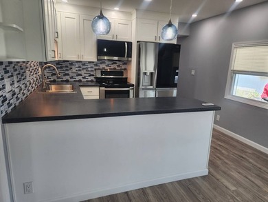 Welcome to this fully remodeled manufactured home in a wonderful - photo 5