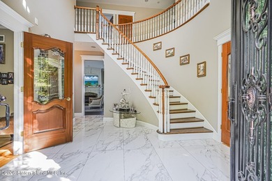 Perched high above Staten Island with breathtaking panoramic - photo 4