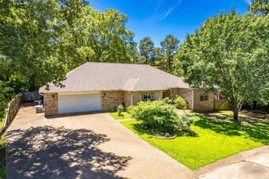 Lake Hamilton Home For Sale in Hot Springs Arkansas