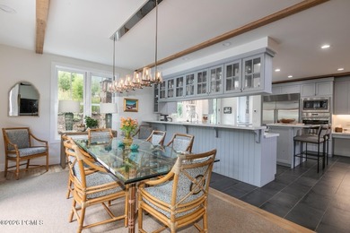 Location, luxury, and indoor/outdoor space abound at 2585 Aspen - photo 7