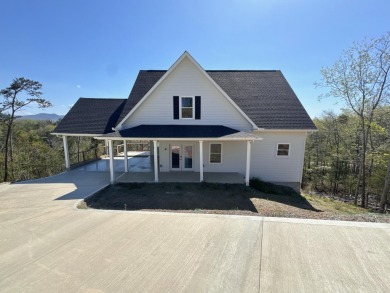 Douglas Lake Home For Sale in Dandridge Tennessee