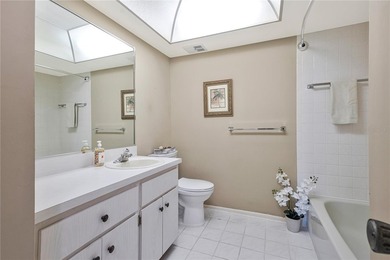 Virtually Staged. Rare Corner-Unit in the highly sought-after - photo 7
