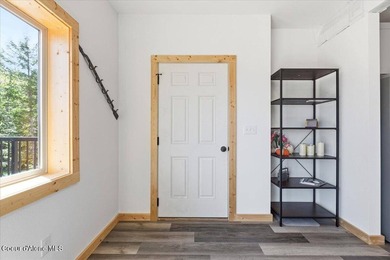This is a great opportunity to live in a beautiful new shop home - photo 20