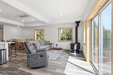 This is a great opportunity to live in a beautiful new shop home - photo 21