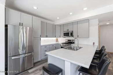 This is a great opportunity to live in a beautiful new shop home - photo 27