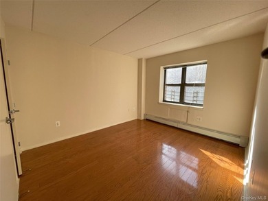 Prime Location, charming 2-Bedroom Co-op at 1259 Grant Ave #8A - photo 5