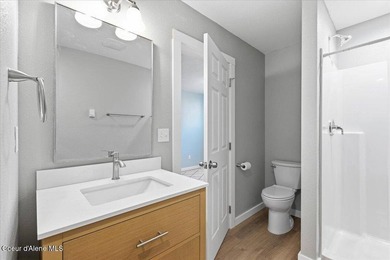 This is a great opportunity to live in a beautiful new shop home - photo 39