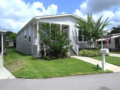 This very well appointed 3 bedroom 2 bath home is impressive - photo 3
