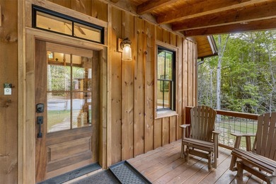 Charming Arts & Crafts mountain cabin in the prestigious gated - photo 4
