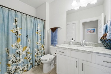 Must See this Gorgeous and spacious 4 bedroom 3 bathroom - photo 19