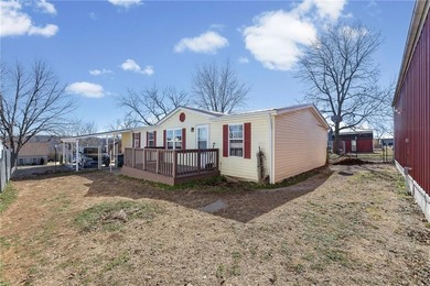 UNBEATABLE VALUE IN LINN VALLEY LAKES! Discover your dream - photo 34
