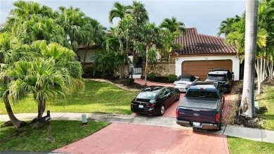 (private lake, pond, creek) Home For Sale in Cutler Bay Florida