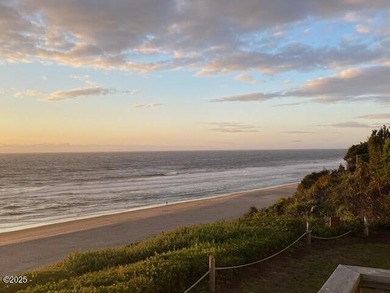 Experience the ultimate OCEANFRONT NW Lincoln City coastal - photo 3
