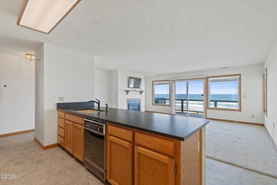 Experience the ultimate OCEANFRONT NW Lincoln City coastal - photo 6