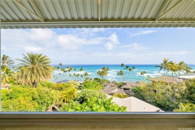 BREATHTAKING OCEAN VIEWS take center stage from the moment you - photo 5