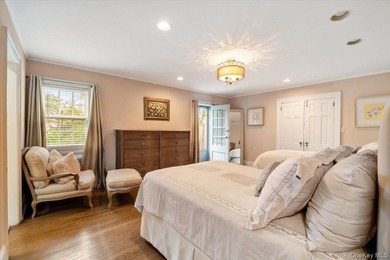 Welcome to this lovely side hall colonial boasting 4 bedrooms, 3 - photo 17