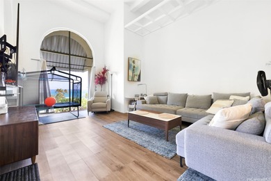 BREATHTAKING OCEAN VIEWS take center stage from the moment you - photo 8