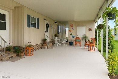 Welcome to Lake Arrowhead, where resort-style living meets - photo 3
