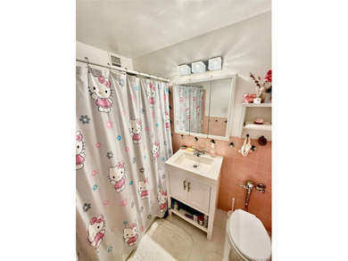 Welcome to 153-25 88th St unit 1K Howard Beach NY 11414 . 2 - photo 3