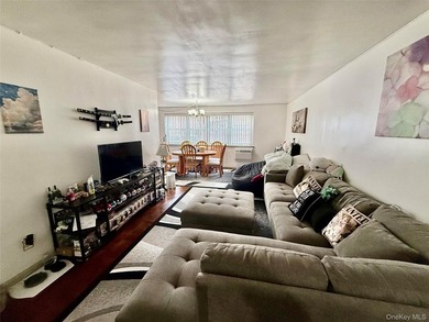 Welcome to 153-25 88th St unit 1K Howard Beach NY 11414 . 2 - photo 4