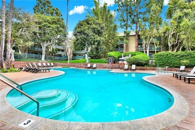 Welcome to your own peaceful retreat where lush greenery - photo 26