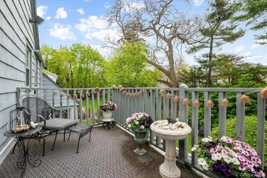 Welcome to this lovely side hall colonial boasting 4 bedrooms, 3 - photo 27