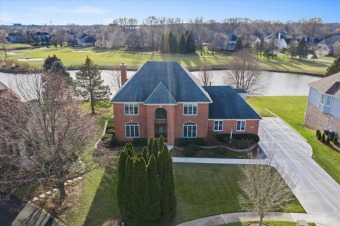 Royal Fox Golf Course Ponds Home Sale Pending in Saint Charles Illinois