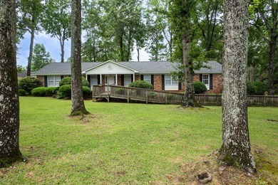 Large 4 bedroom home on a corner lot in Alice dr school - photo 2