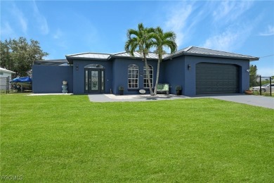 Cape Coral Lakes Area Home For Sale in Cape Coral Florida