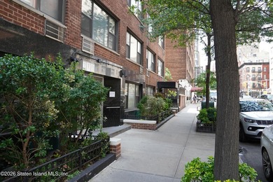 Welcome home to Unit 4G at 210 East 36th Street, a beautifully - photo 3