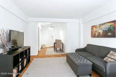 Welcome home to Unit 4G at 210 East 36th Street, a beautifully - photo 9
