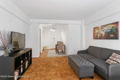 Welcome home to Unit 4G at 210 East 36th Street, a beautifully - photo 10